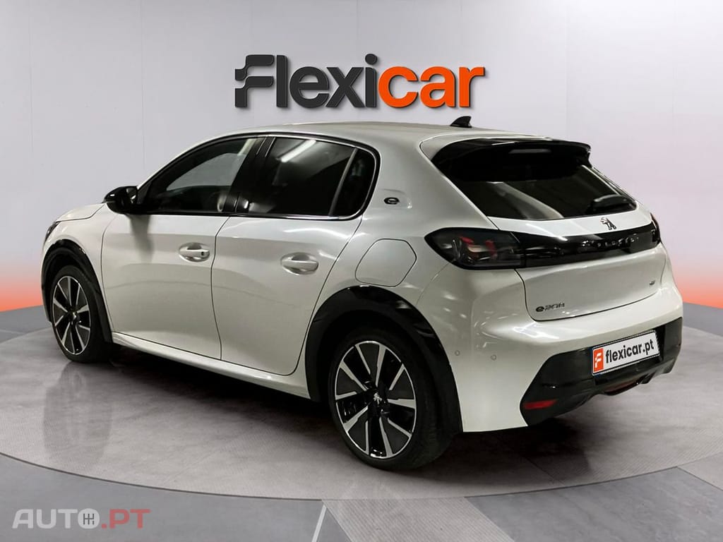 Peugeot E-208 50 KWh GT