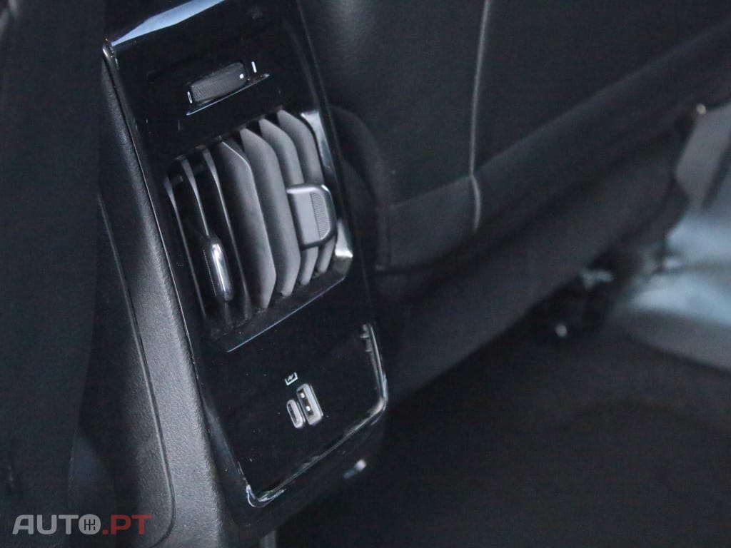 Jeep Compass 1.3 T4 4xe Auto S