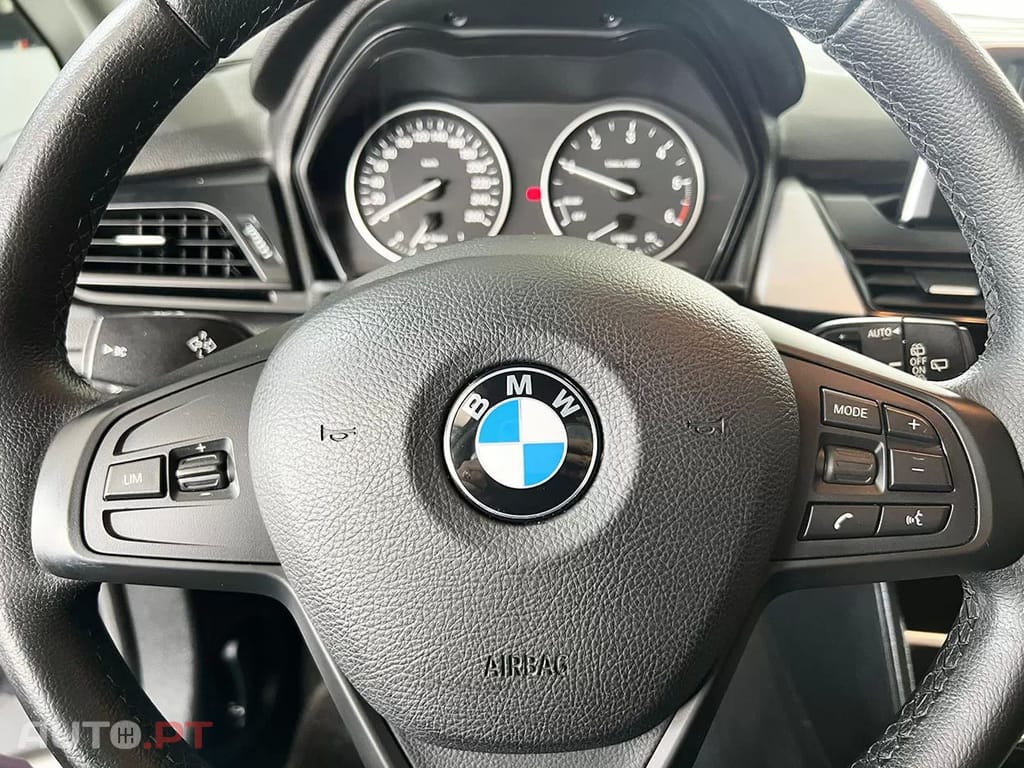BMW 214 d Advantage