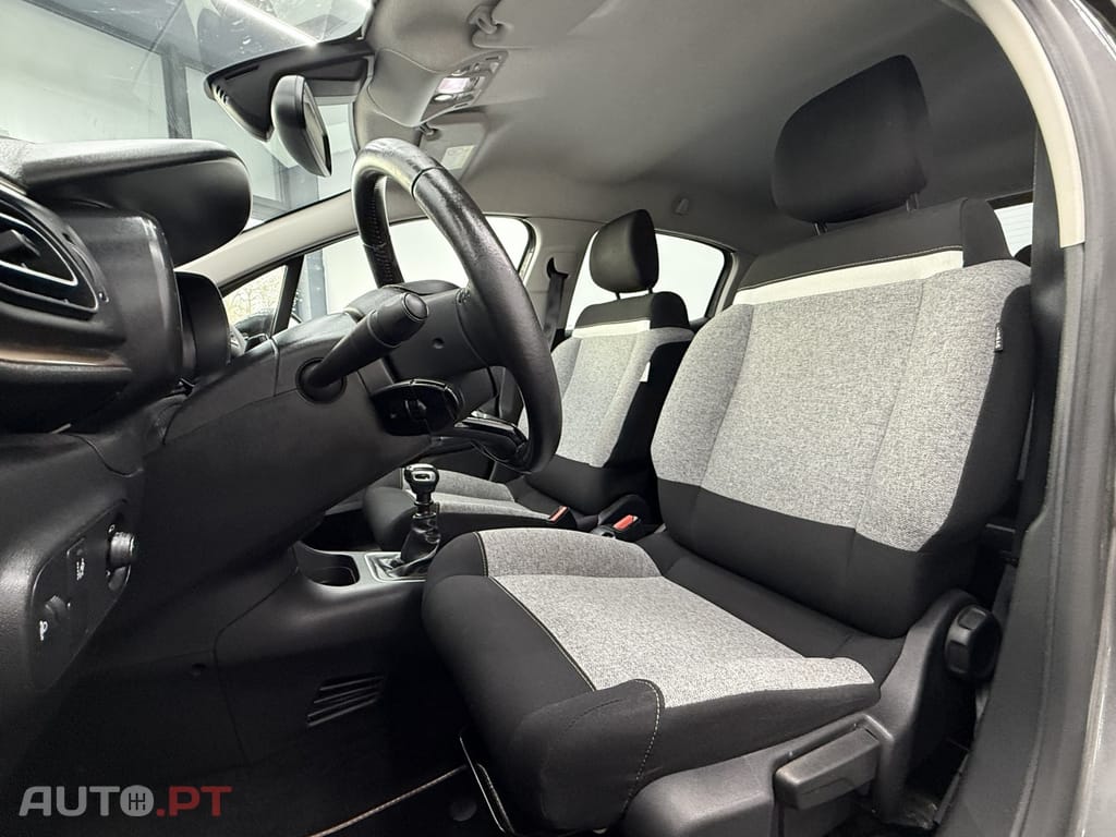 Citroen C3 1.2 PureTech Shine Pack