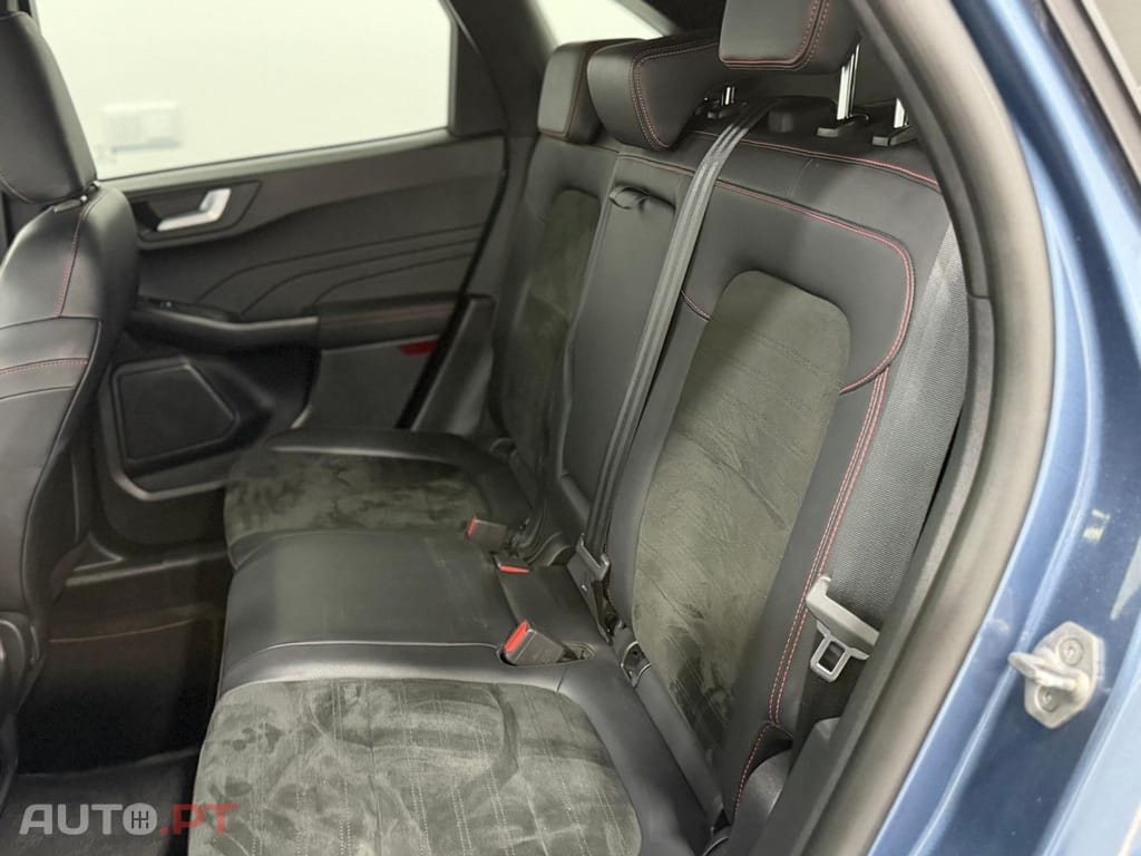 Ford Kuga 1.5 EcoBoost ST-Line X