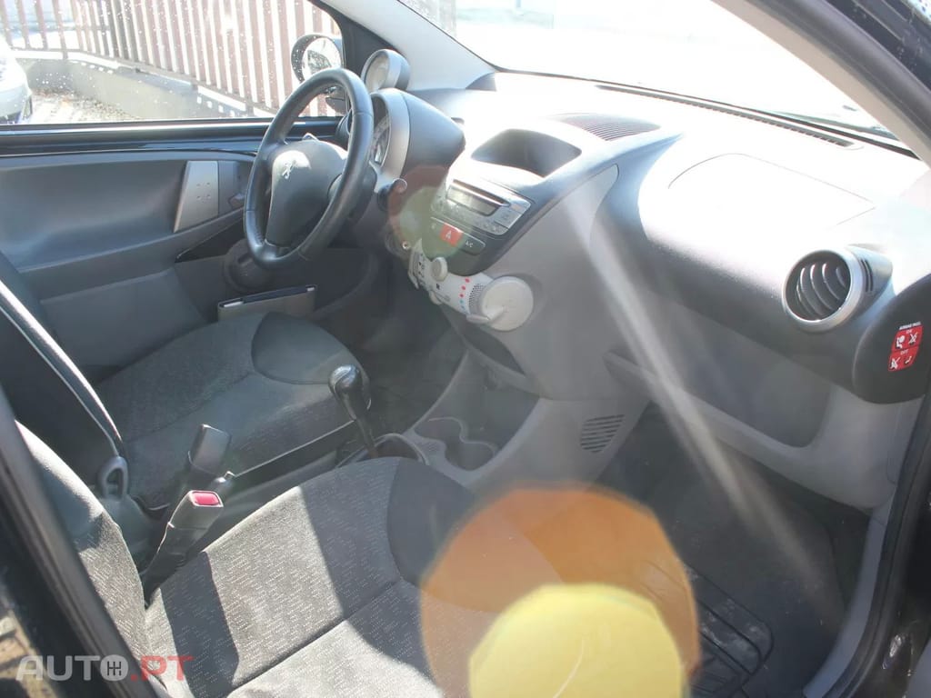 Peugeot 107 1.0 Black&Silver
