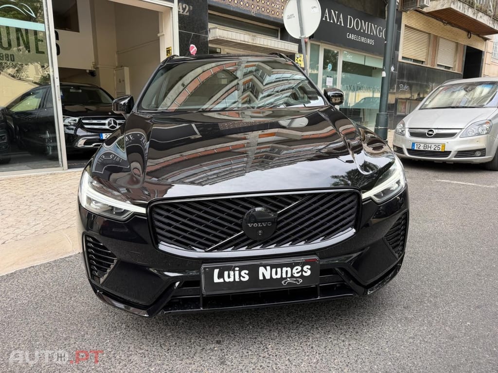 Volvo XC60 T6 AWD Recharge Plus Black Edition