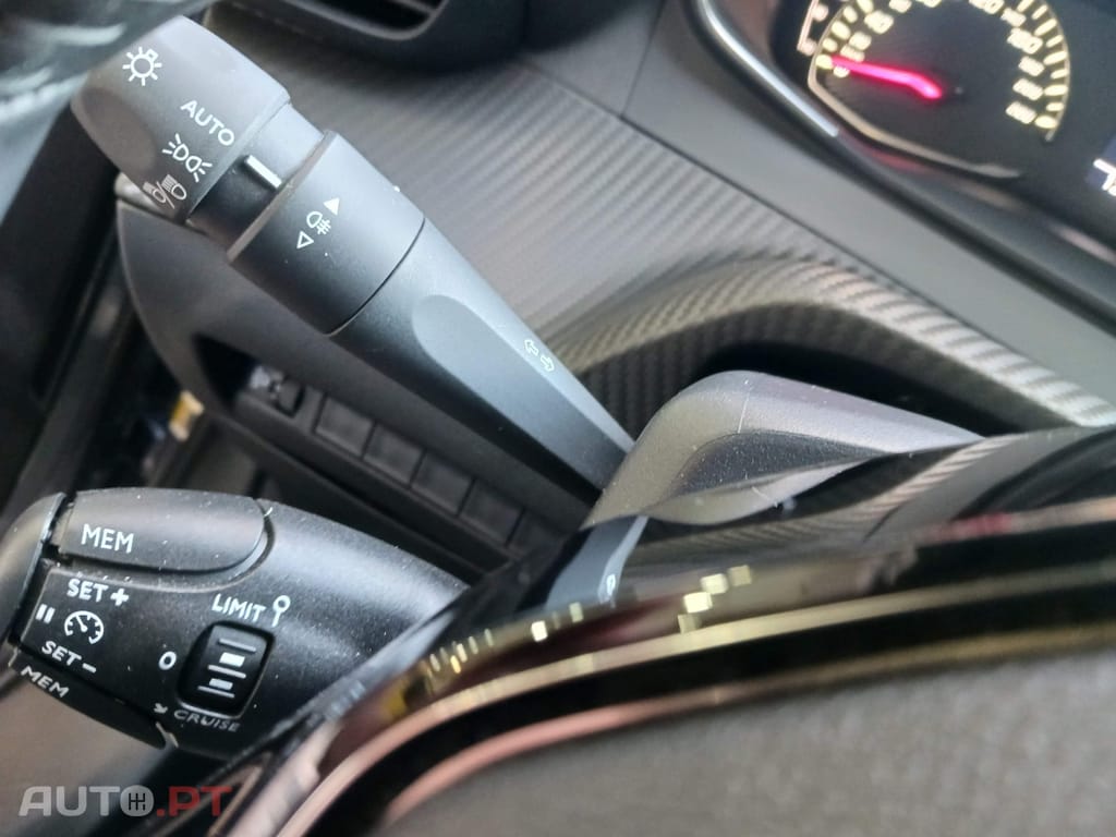 Peugeot 2008 1.2 PureTech Style