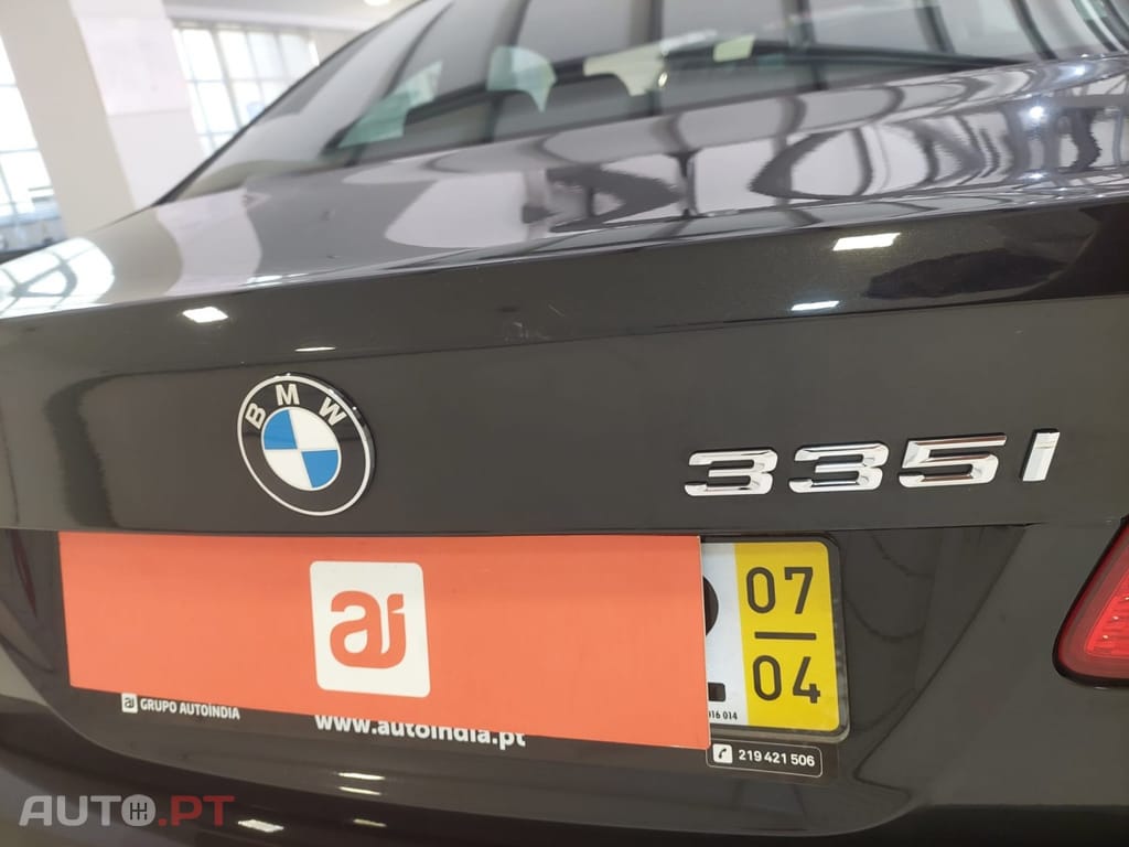 BMW 335 i Coupe Aut.