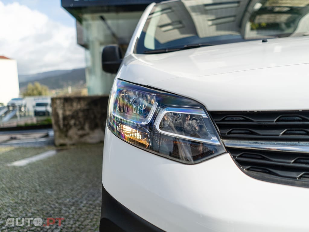 Opel Vivaro 1.5 CDTi L3H1 Essentia