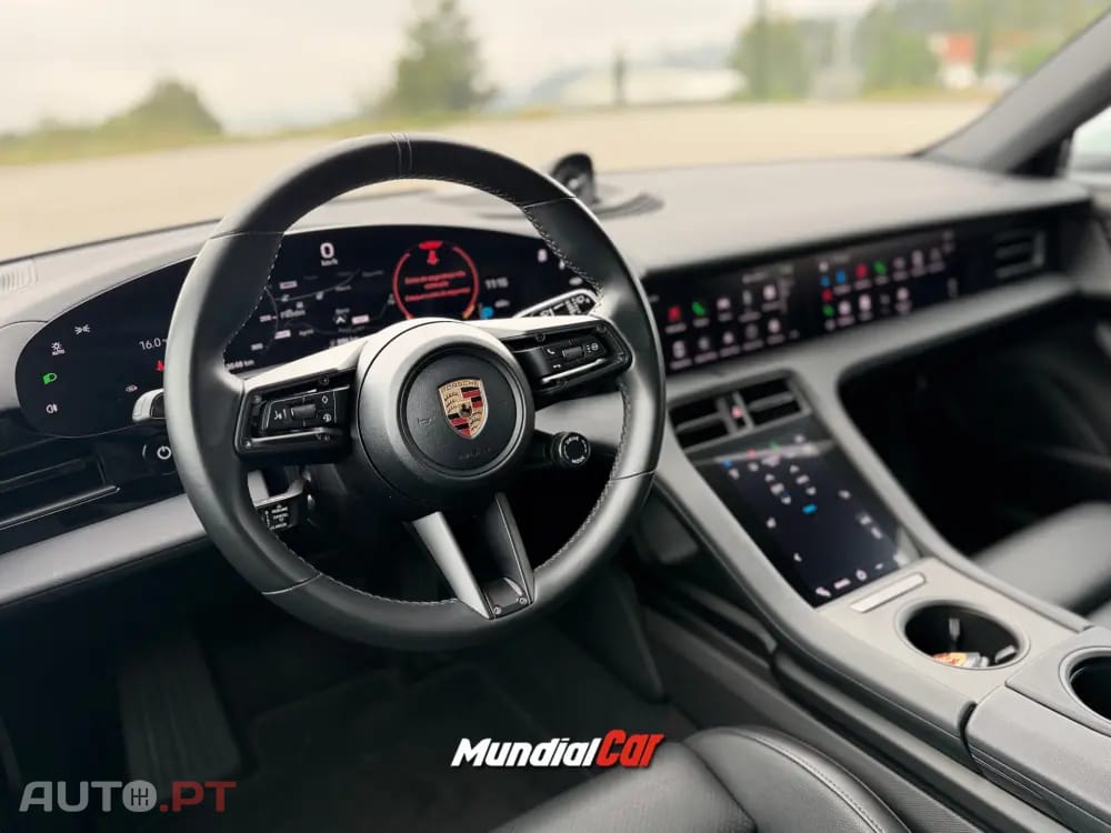 Porsche Taycan 4S