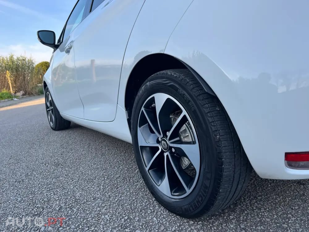 Renault Zoe (c/ Bateria) Z.E. 40 LIFE
