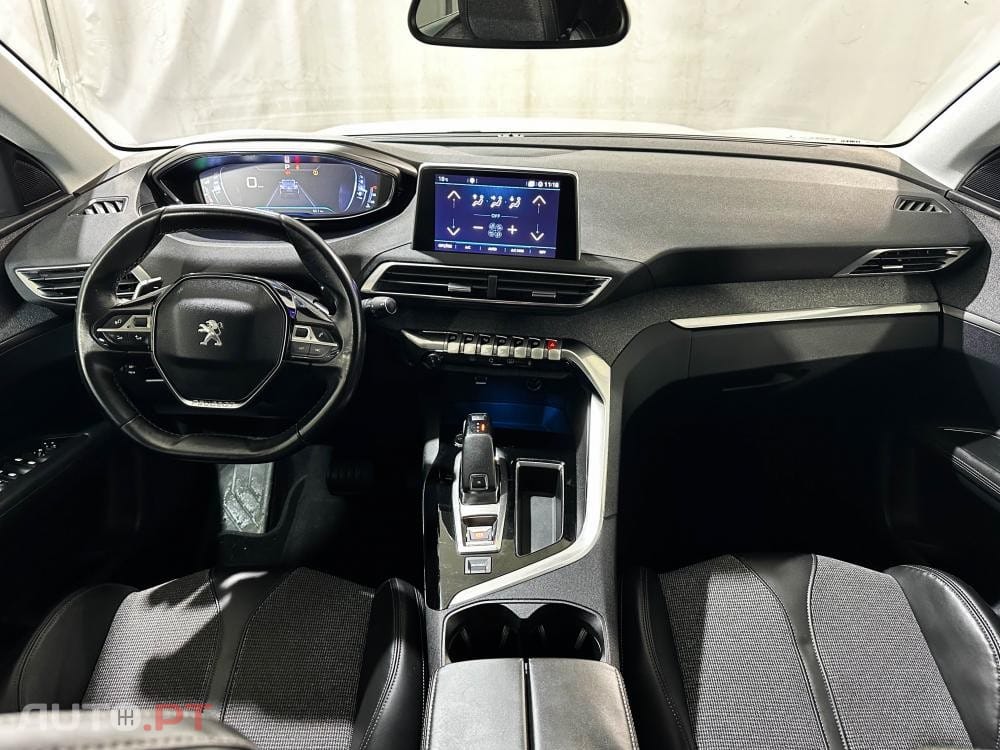 Peugeot 3008 1.6 BlueHDi Crossway EAT6