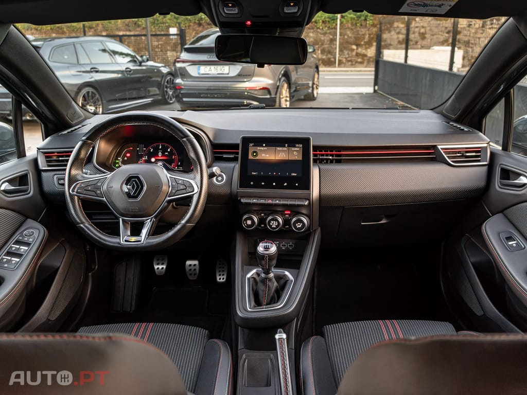 Renault Clio 1.5 Blue dCi RS Line — fotografia 35