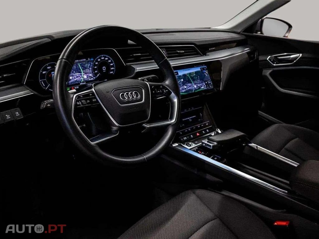 Audi E-Tron I.V.A DEDUTÍVEL 55  ADVANCED