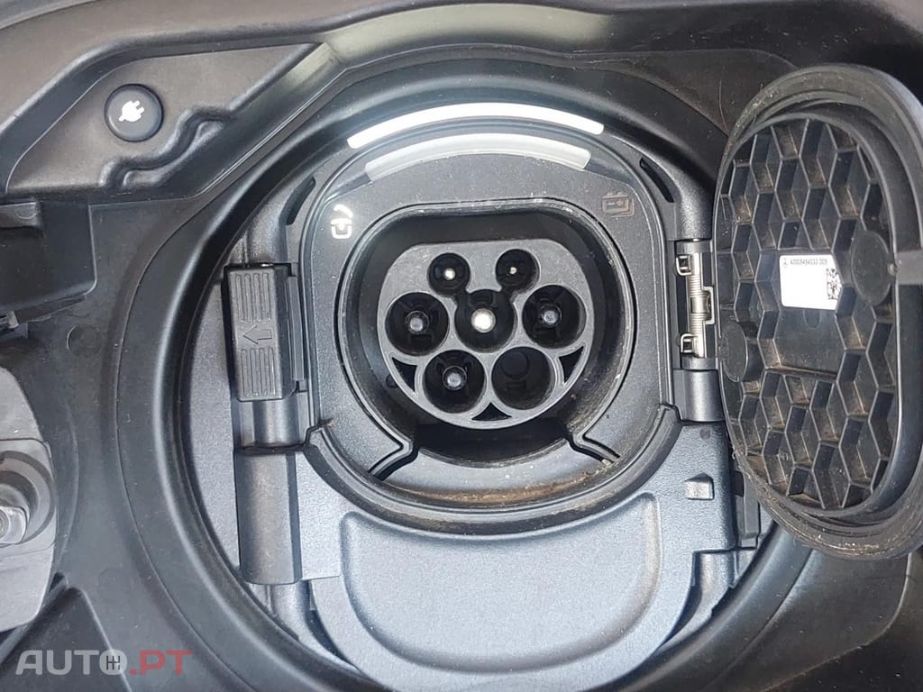 Mercedes-Benz A 250 e Style Plus