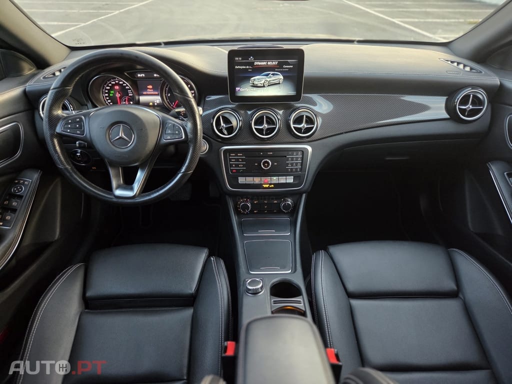Mercedes-Benz CLA 200 d Shooting Brake AMG Line Aut.