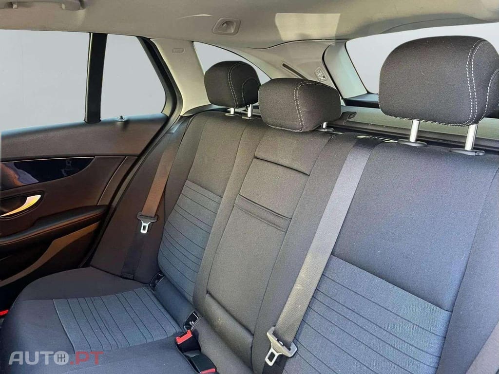 Mercedes-Benz C 180 D Avantgarde 
