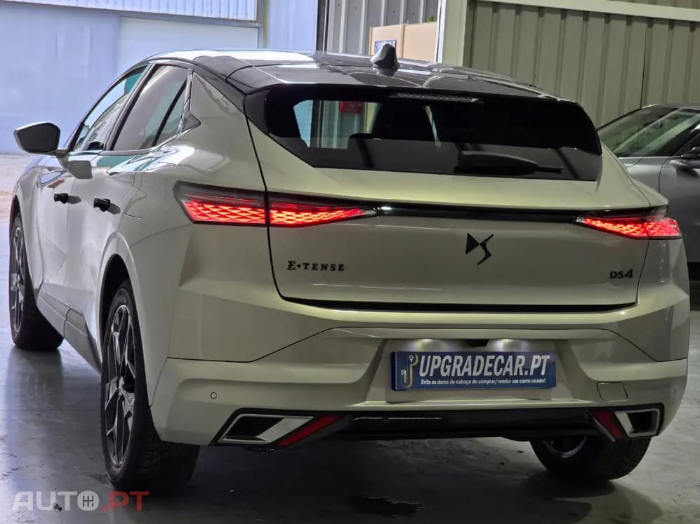 DS DS4 E-TENSE 225 PERFORMANCE LINE+