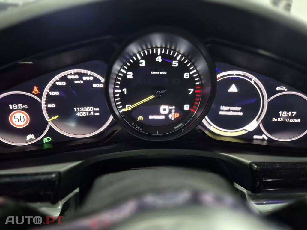 Porsche Panamera 4 E-Hybrid