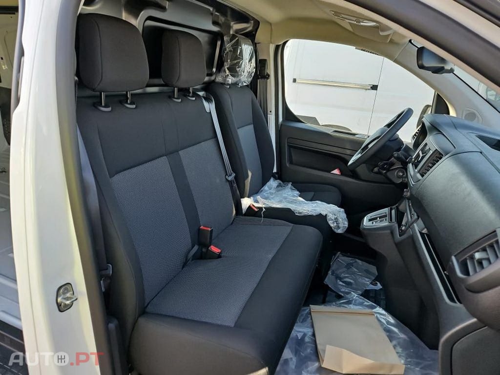 Citroen e-Jumpy 50 kWh XL Club