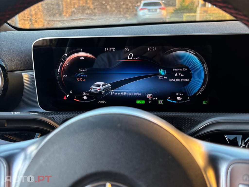 Mercedes-Benz 250 A250e Limousine