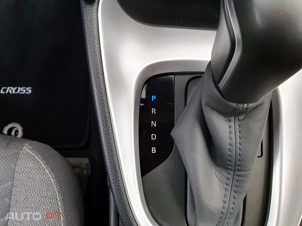 Toyota Yaris Cross 1.5 VVT-i Hybrid Dynamic Force Comfort Plus