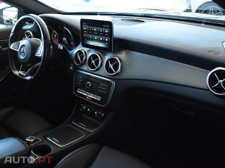 Mercedes-Benz GLA 220 d AMG Line