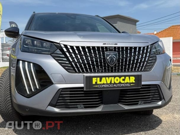 Peugeot 2008 PureTech 130 EAT8 GT