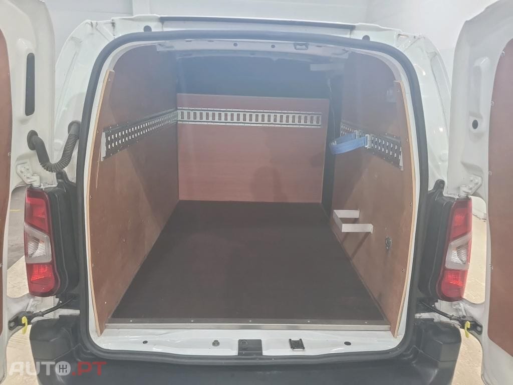 Peugeot Partner 1.5 BlueHDi Asphalt Longa