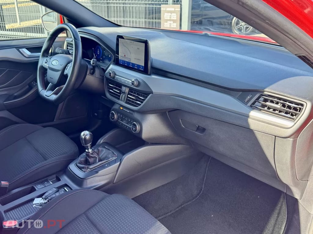 Ford Focus 1.0 EcoBoost ST-Line