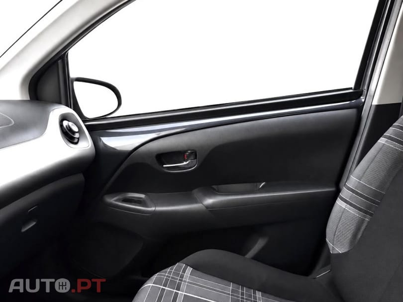 Peugeot 108 1.2 VTi Allure