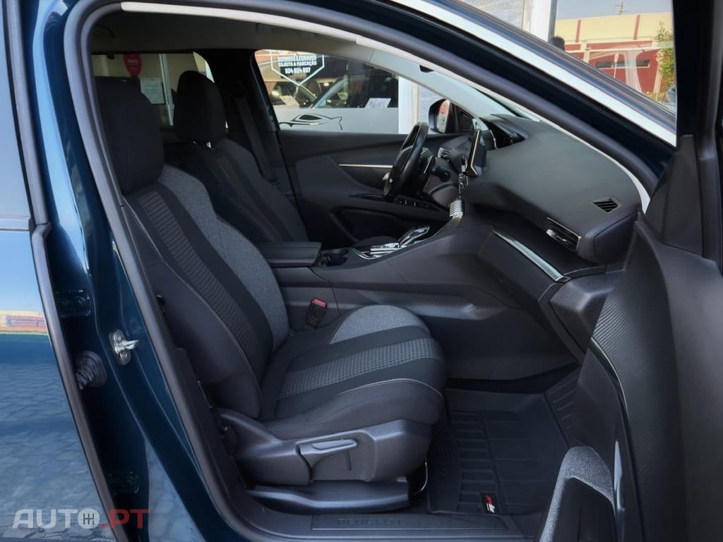 Peugeot 5008 1.5 BlueHDi Active Pack EAT8