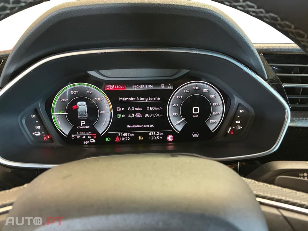 Audi Q3 45 TFSIe S line S tronic