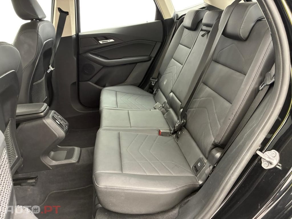 BMW 218 i Business Design DKG