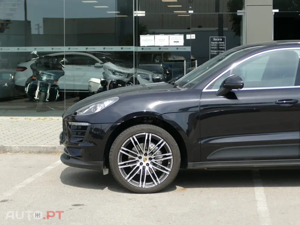 Porsche Macan S