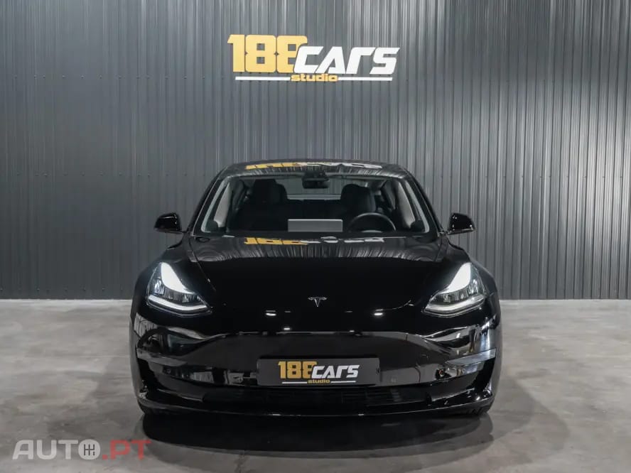 Tesla Model 3 Long-Range Dual Motor AWD