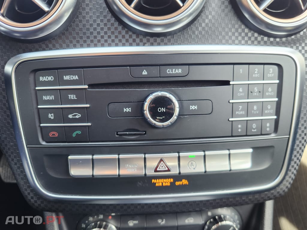 Mercedes-Benz A 180 d 7G-DCT AMG Line