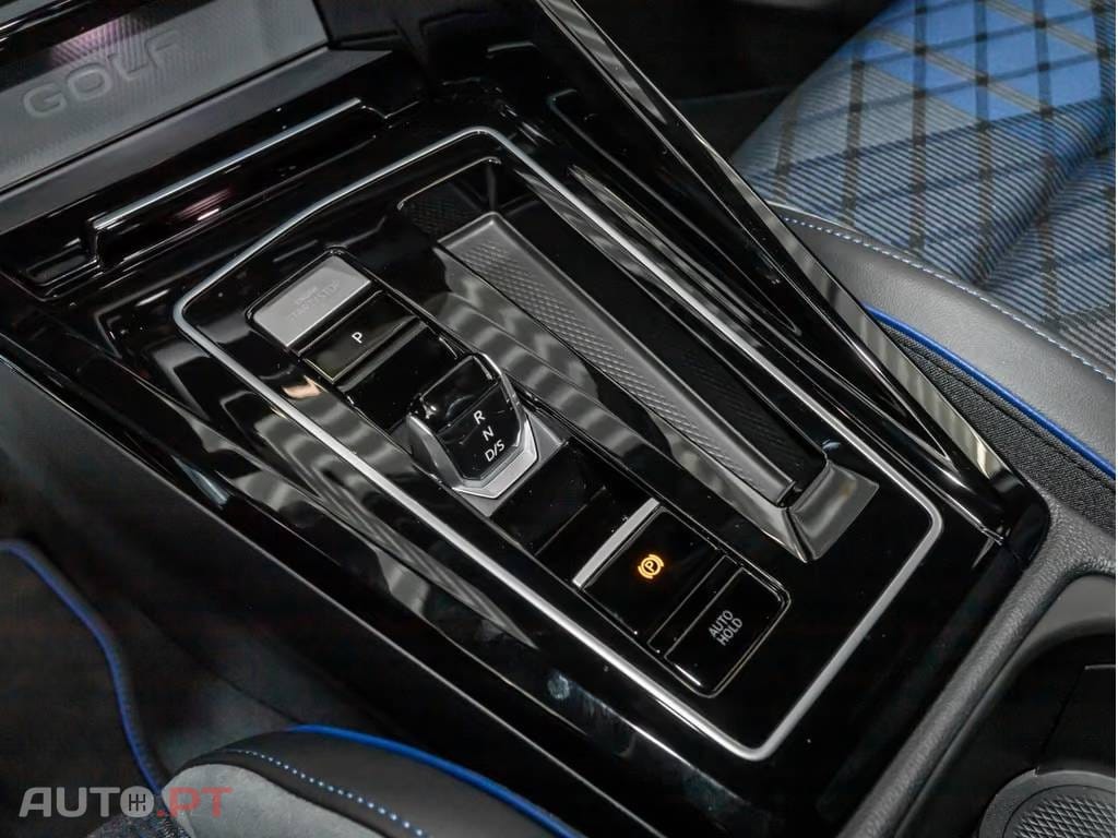 Volkswagen Golf 2.0 TSI R 4Motion DSG