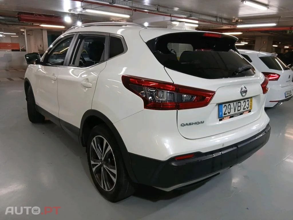 Nissan Qashqai 1.5 dCi N-Connecta