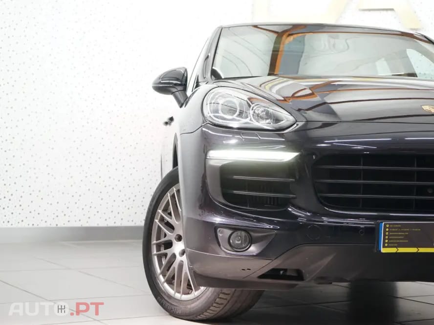 Porsche Cayenne 3.0 V6