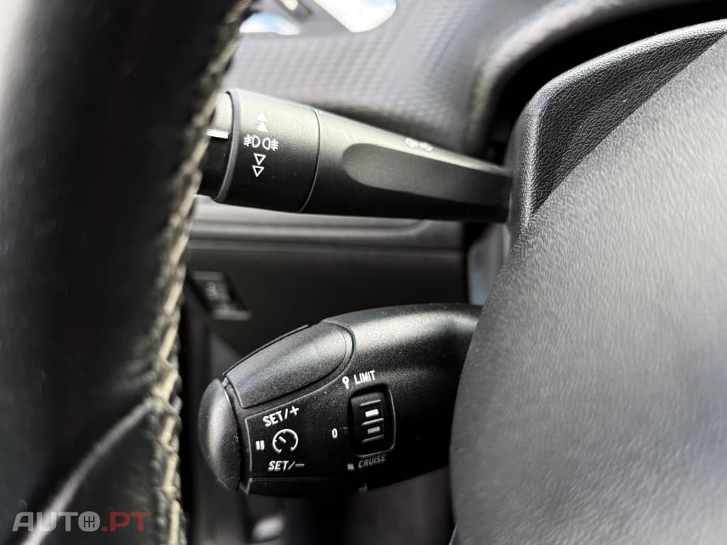 Peugeot 2008 1.2 PureTech Allure EAT6