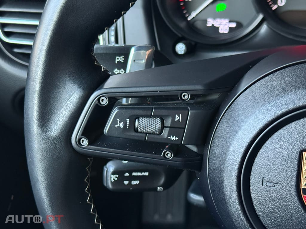 Porsche Macan T