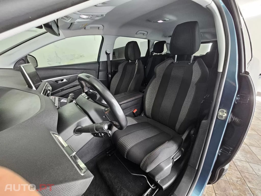 Peugeot 5008 1.6 BlueHDi Active