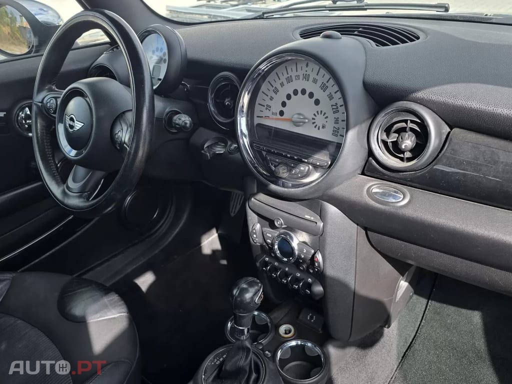 MINI Coupé Cooper SD Auto