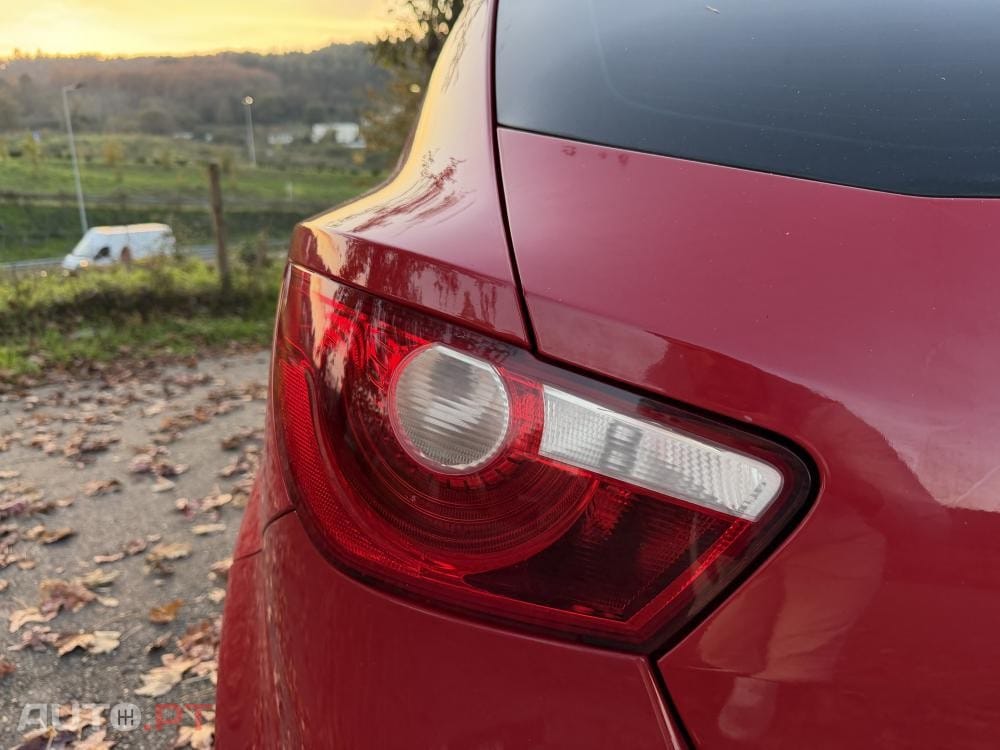 Seat Ibiza SC 1.6 TDi Sport DPF