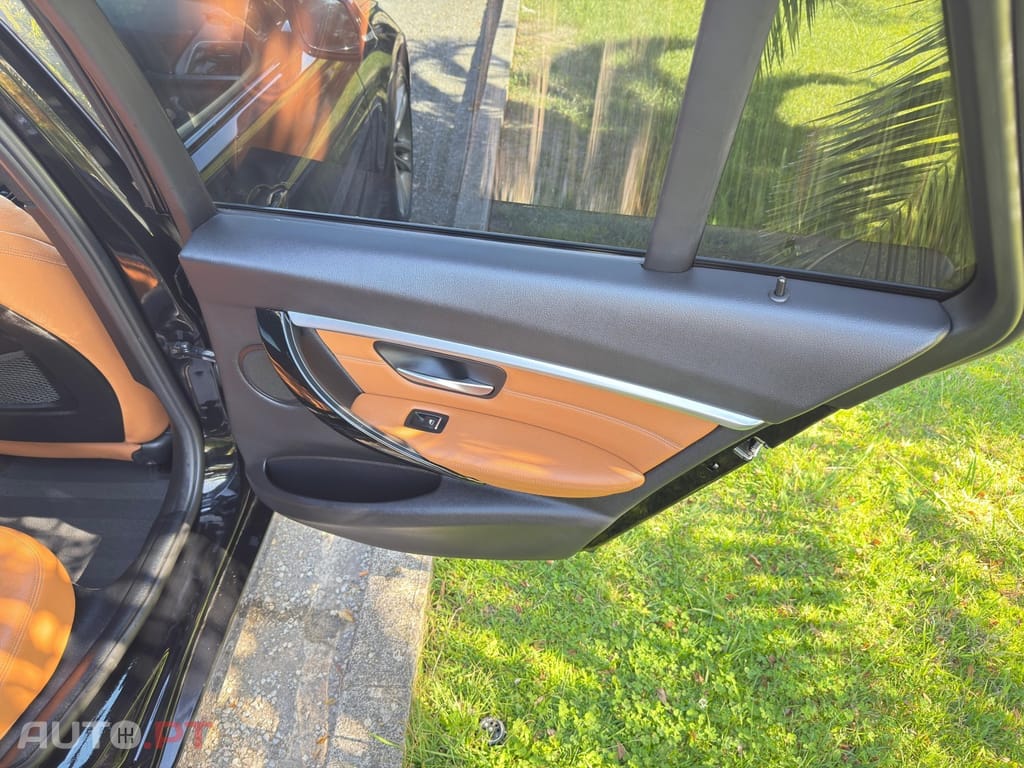 BMW 320 d Touring Aut. Efficient Dynamics Edition Blue Perf. Sport Line