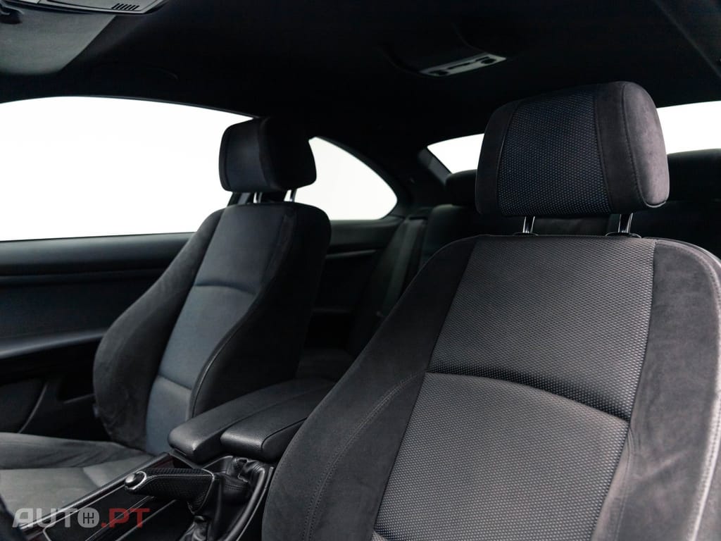 BMW 320 d Coupe Edição M