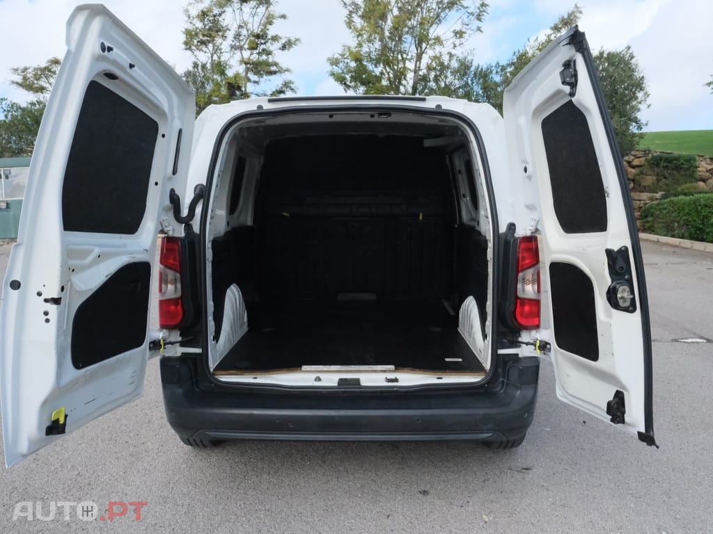 Peugeot Partner 1.6 BlueHDi L1 Asphalt