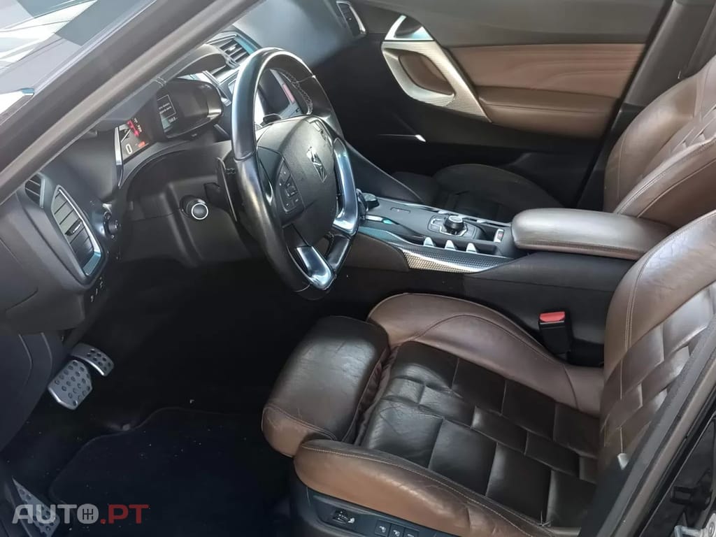 Citroen DS5 2.0 HDi Hybrid4 Sport Chic CMP6