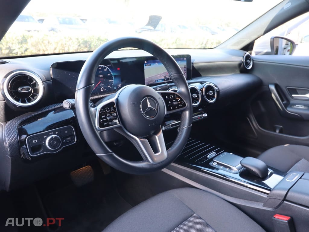 Mercedes-Benz CLA 180 d Shooting Brake Style Plus Aut.