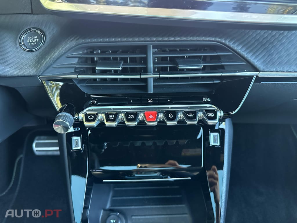 Peugeot E-208 51 kWh GT