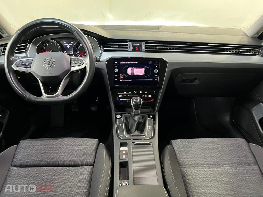 Volkswagen Passat 1.5 TSI 150cv Business Variant