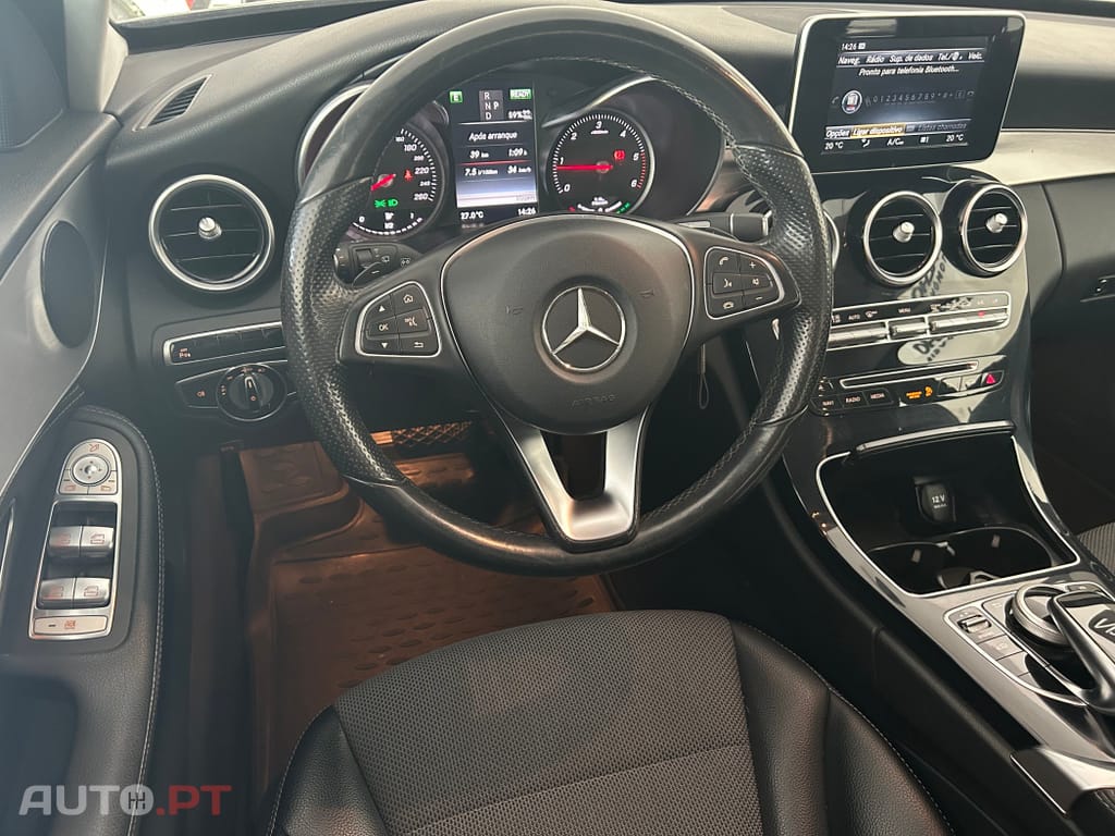 Mercedes-Benz C 300 BlueTEC Hybrid Avantgarde+